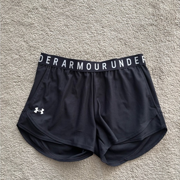 Under Armour Women's Athletic Black Shorts - Picture 1 of 4
